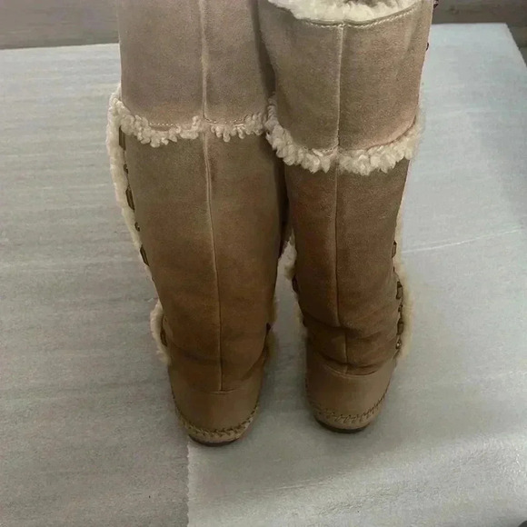 [US 7] TORY BURCH Suede Whipstitch Trim Mid Calf  Boots - Picture 9 of 16